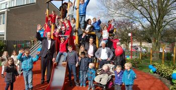 1e SOS Kinderdorpen speeltuin geopend