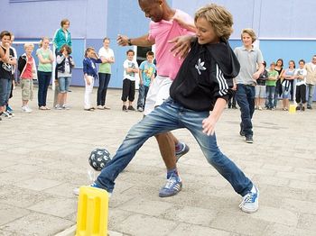 Mohican: paaltjesvoetbal terug in het straatbeeld