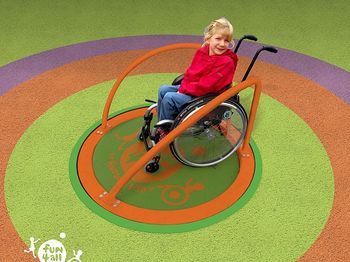 De New Access Spinner draaimolen