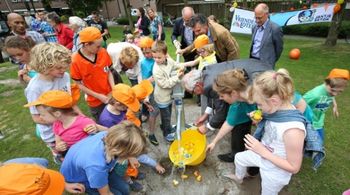 Leeuwardense buitenspeelbuurt Huizum geopend